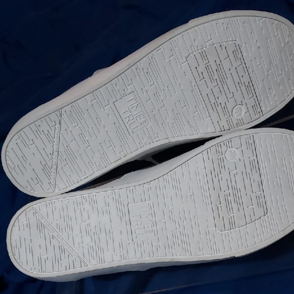 Time and Tru White Sneakers